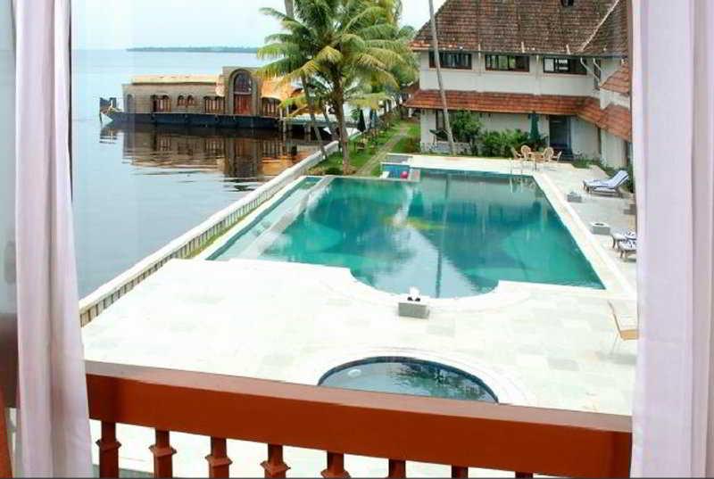 Lemon Tree Vembanad Lake Resort, Kerala Alappuzha Екстериор снимка