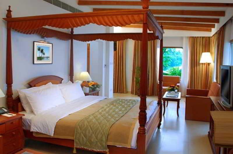 Lemon Tree Vembanad Lake Resort, Kerala Alappuzha Стая снимка