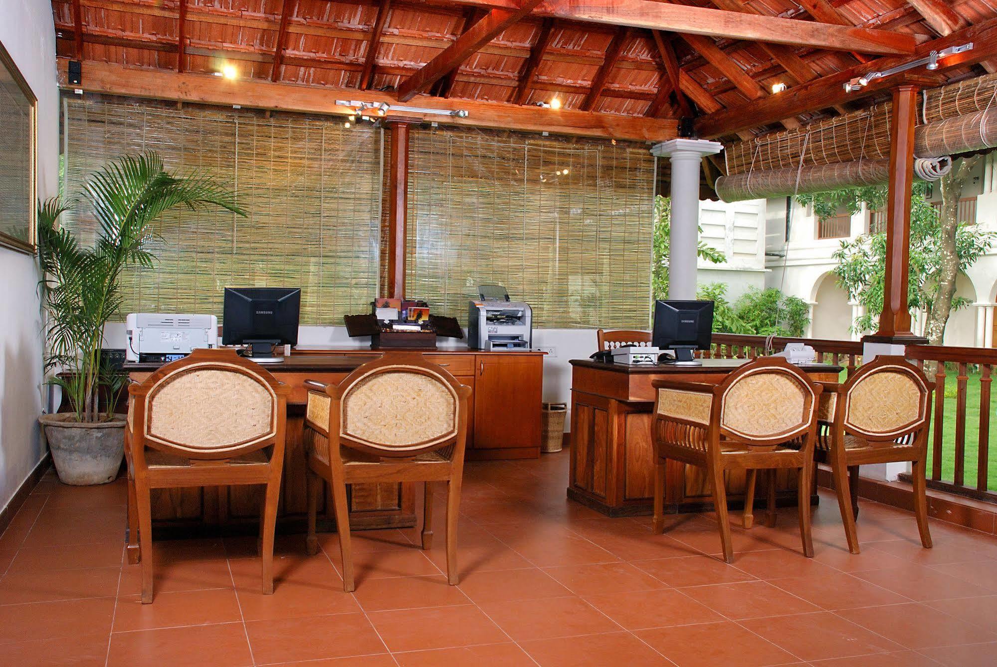 Lemon Tree Vembanad Lake Resort, Kerala Alappuzha Екстериор снимка